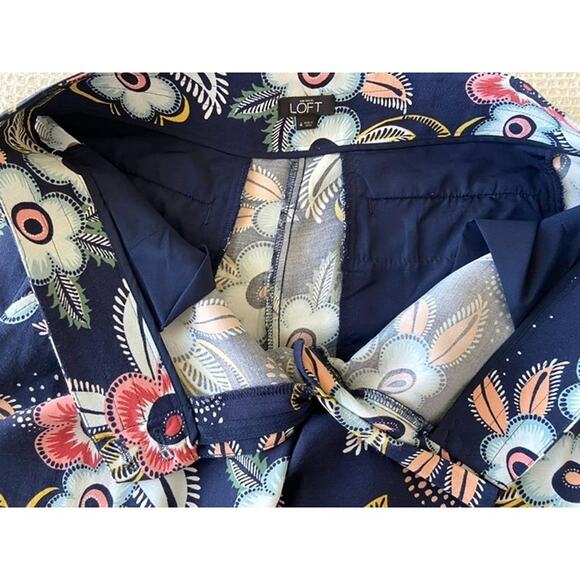 Ann‎ Taylor Loft Crop Pants  Floral Print Women's  4 - Picture 8 of 9